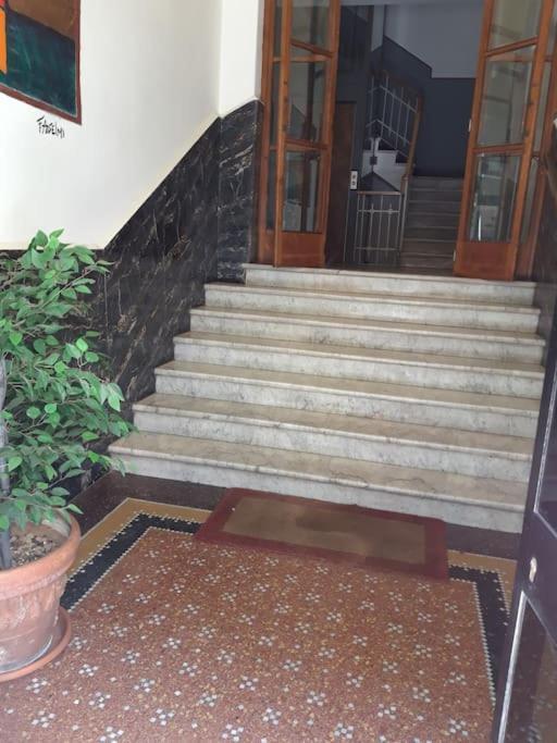 Small Luxury House La Spezia Luaran gambar