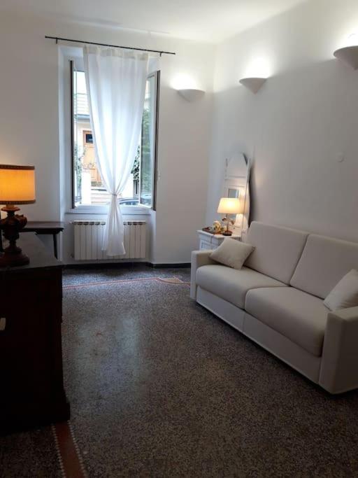 Small Luxury House La Spezia Luaran gambar
