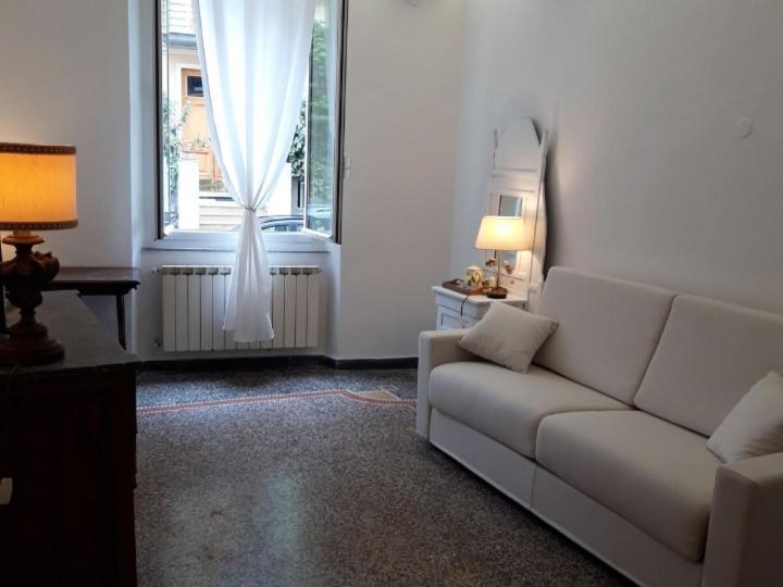Small Luxury House La Spezia Luaran gambar